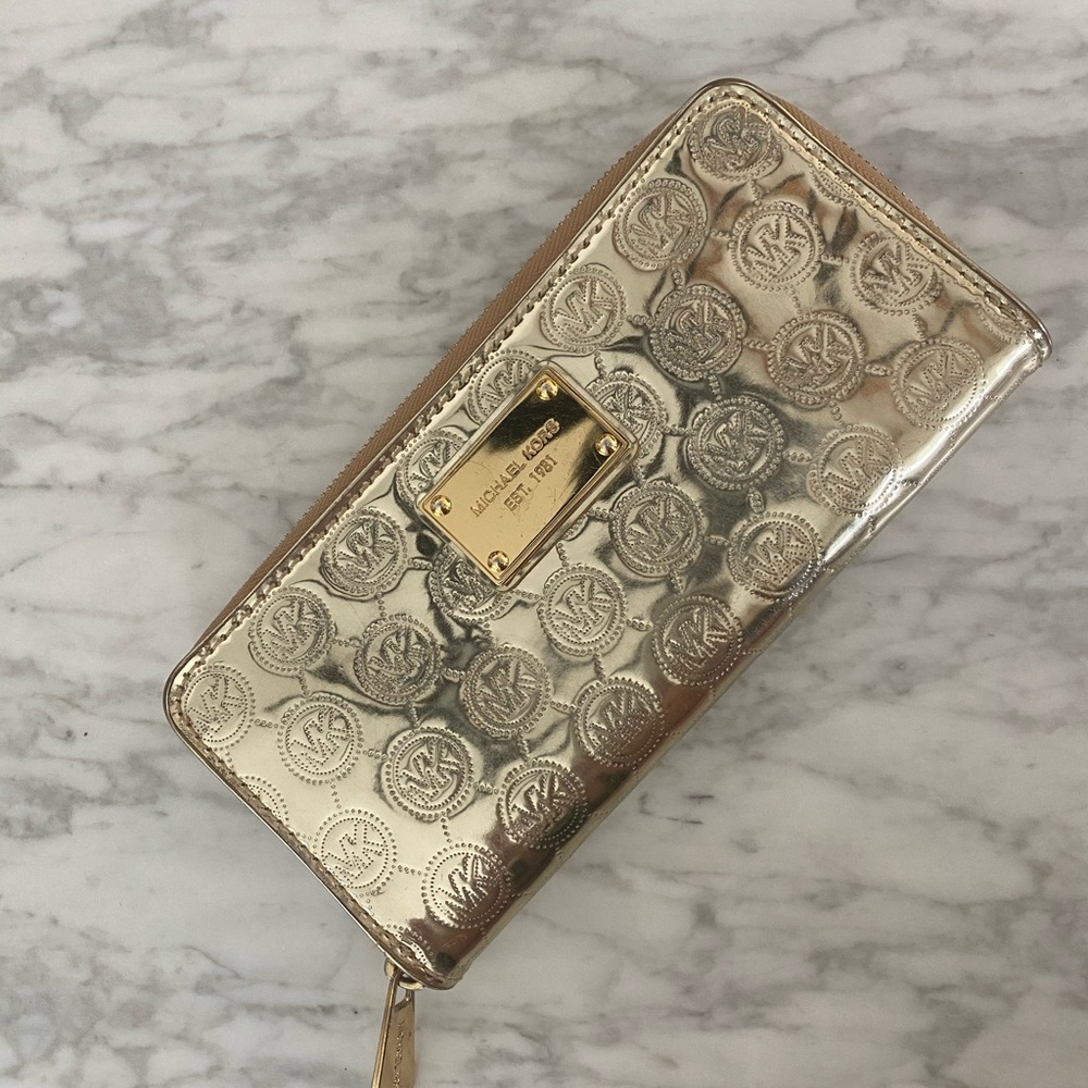 Micheal Kors (MK) authentic gold wallet
